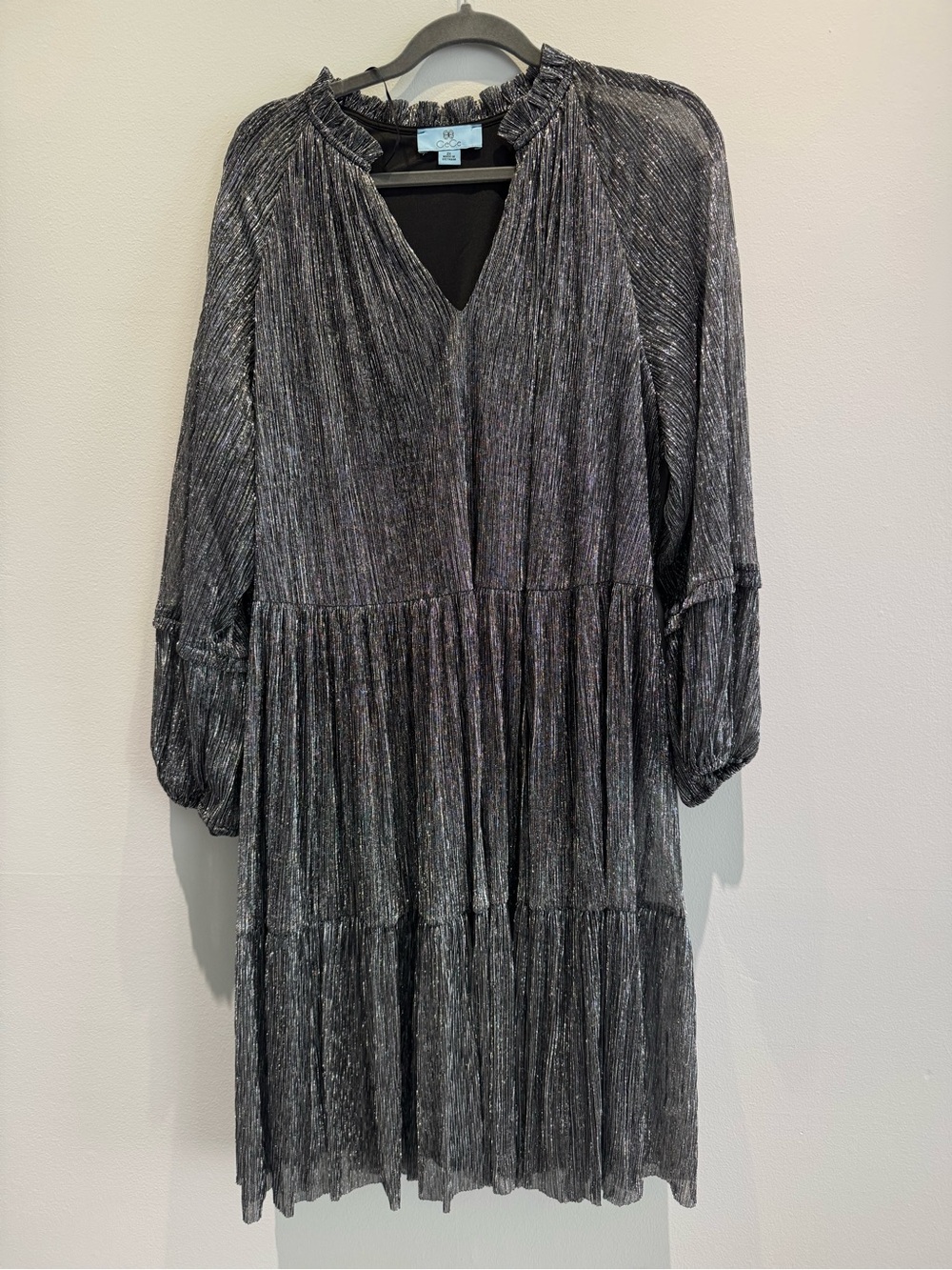 CeCe Metallic Black Pleated Long-Sleeve Midi Dress